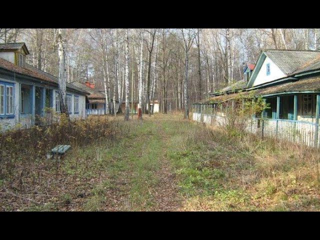 Заброшенный пионерский лагерь Ласточка у Санатория Крутушка и подвесного моста в Казани смотреть онлайн