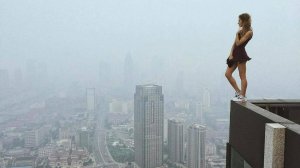 ОНА ХОТЕЛА ВЗЛЕТЕТЬ