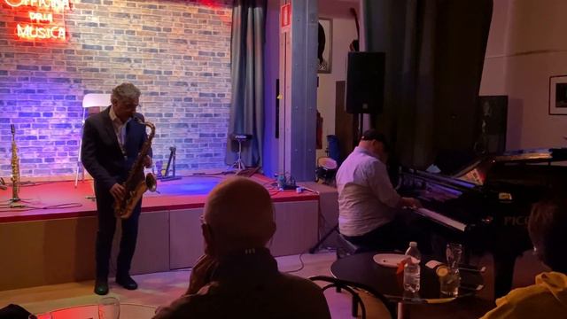 CARLO UBOLDI & FELICE CLEMENTE "In a Sentimental Mood" смотреть онлайн