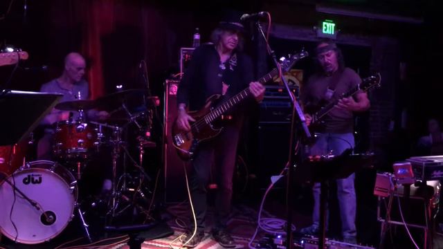 Twilight Time - David Nelson Band смотреть онлайн
