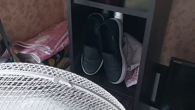 ПРОВЕРКА ЛАЙФХАКОВ - обувь пачкает носки смотреть онлайн