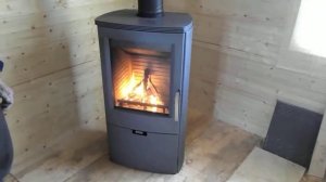 Печь-камин THORMA FALUN -8 kw. КПД 82%. Крашенный дымоход AISI 321.Топка обложена  шамотным кирпиче