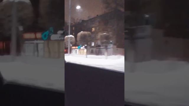 Машины смотрим по городу. Уральск Орал смотреть онлайн