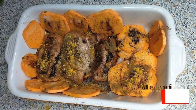 Рецепты ПП: филе индейки, запеченное с черносливом и бататом смотреть онлайн