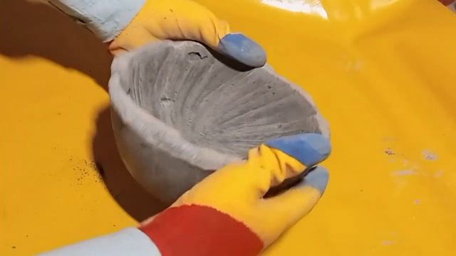 most Beautiful flower pots | cement crafts ideas | home decoration #cement #viral #cementpot #flowe смотреть онлайн