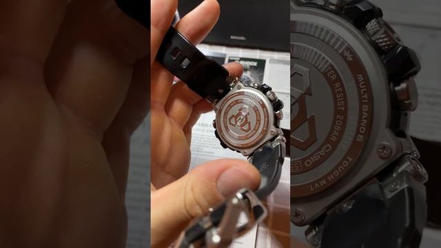 Casio G-Shock MTG-B1000 4K смотреть онлайн