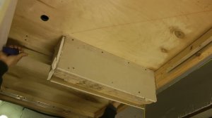 Как сделать перегородку если уже есть натяжной потолок?