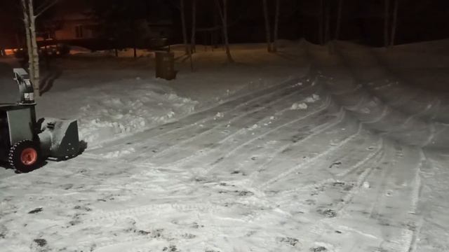 Снегоуборщик Парма Снег 1 марта смотреть онлайн