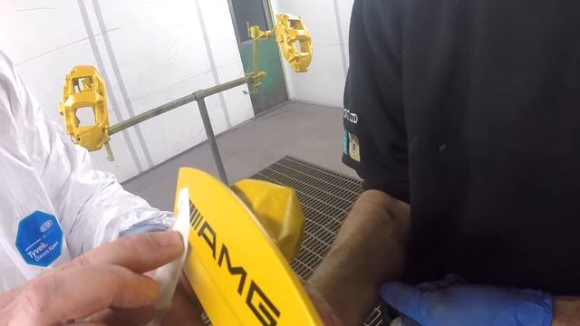 Brand Mercedes- Benz C63 AMG Brake Caliper Colour Change Modification The Bodycentre Ltd смотреть онлайн