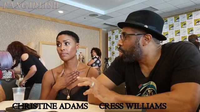 COMIC CON 2018 | Christine Adams & Cress Williams Talk Fans and Heroes смотреть онлайн