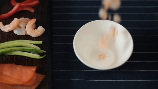 Горячие роллы и суши | Рецепт приготовления блюда дома вместе с [Рецепты Bon Appetit] смотреть онлайн