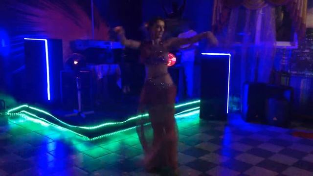 Мария Потылицына - Светодиодные веера (восточное шоу) г. Абакан смотреть онлайн