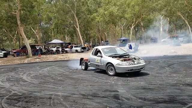 holden ford burnouts Corona-19 Up Yours 2020 skids. NIG69, AUDOIN, AU Ute. смотреть онлайн