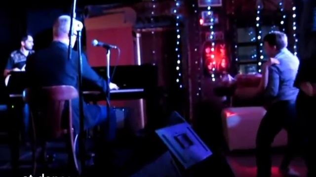Видео "At-dance" школа танцев Алены Трепалиной смотреть онлайн