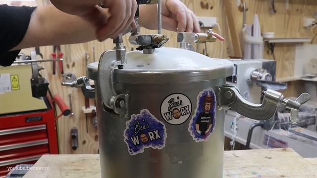 Making a Water Door Knob - Resin Art смотреть онлайн