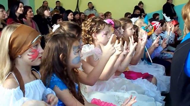 Царичанка, Новый год, 2-В класс часть 3 смотреть онлайн