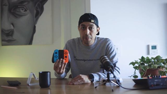 Nintendo Switch Joy-Cons on iPhone or iPad For Gaming смотреть онлайн