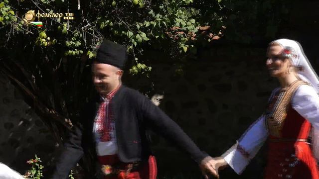 Магдалена Балабанова и Ансамбъл "Разложки мераци" - Снощи Дамян сръден дойде смотреть онлайн