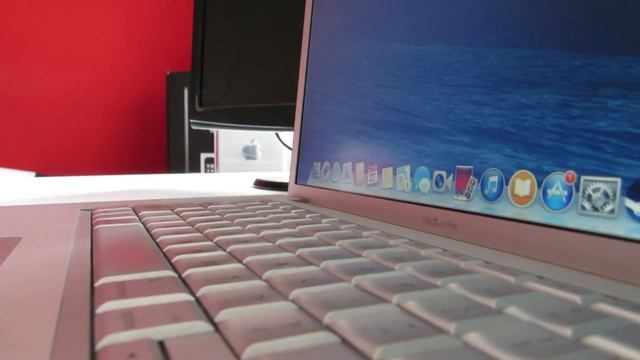 Review: 15” MacBook Pro (Early 2008) смотреть онлайн