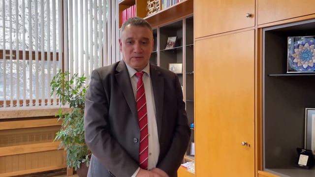 Виртуална разходка в УНСС с д-р Константин Бобчев, правнук на създателя на УНСС част 1 - 2021 г. смотреть онлайн