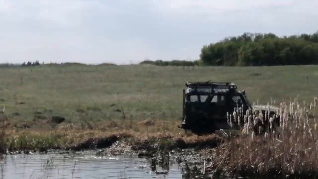 На УАЗе по болоту 1 смотреть онлайн