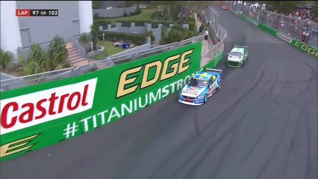 Gold Coast McLaughlin Incredible pass on Winterbottom смотреть онлайн