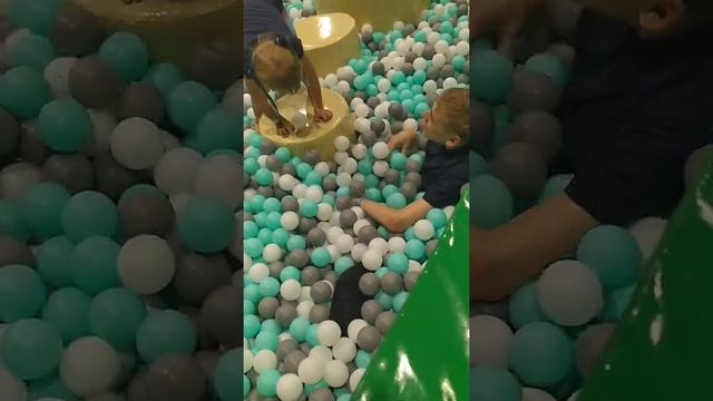 Новый Игроленд в Перми смотреть онлайн