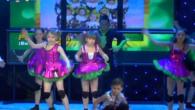 Цирковой коллектив КОМПЛИМЕНТ смотреть онлайн