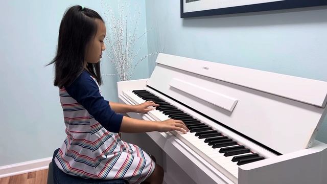 Ella Mei, 8 y.o. J. S. Bach, Minuet in G, from “Notebook for Anna Magdalena Bach” смотреть онлайн