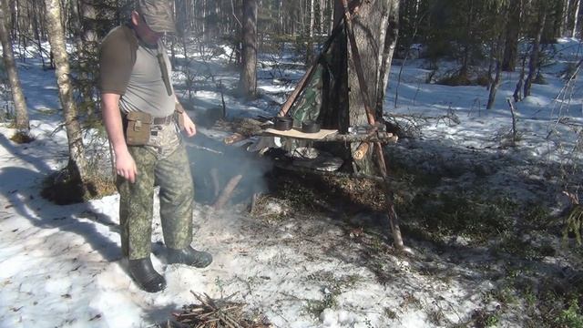 Готовим в походе Мясная зажарка с луком и чебуреки смотреть онлайн