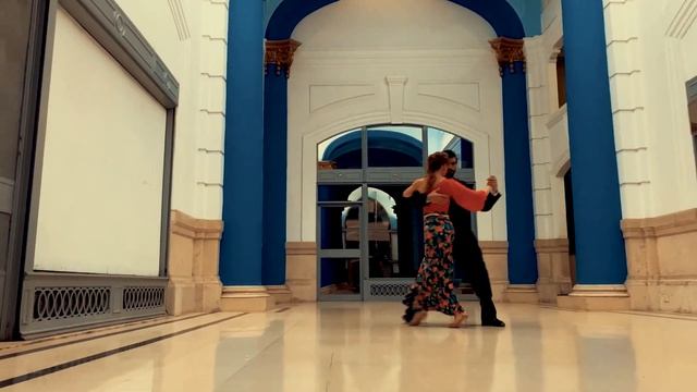 Magdalena Gutierrez y German Ballejo - Berlin - Fantasia - Tango electronico chill out смотреть онлайн