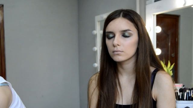 Выпуск 8. Яркий,смелый вечерний макияж. Визажист Марина Тарасенко - Оренбург смотреть онлайн