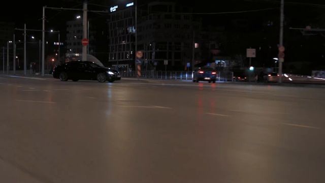 The Chase Mitsubishi Evo X vs Lexus ISF смотреть онлайн