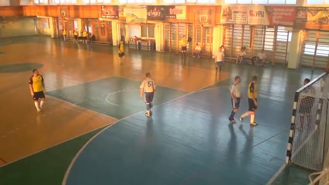 12 КУ 10 11 Работнички – Клондайк 1тайм комментирует Кобзарь Юрий Иванович смотреть онлайн