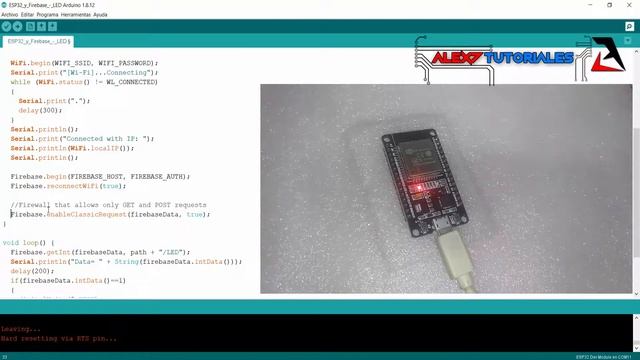 ESP32 y Firebase - Encender LED con WIFI y JavaScript смотреть онлайн