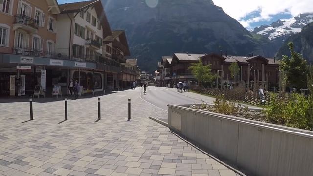 Grindelwald Switzerland Walking Tour смотреть онлайн