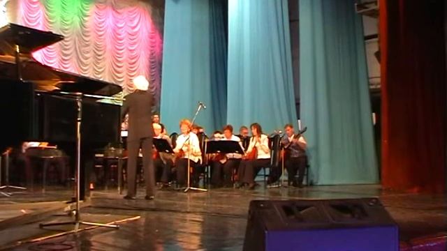 Во кузнице, С.Толстокулаков (с оркестром) смотреть онлайн