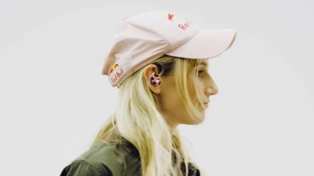 Introducing the Skullcandy x Burton Crusher, Push Active, and Mod смотреть онлайн