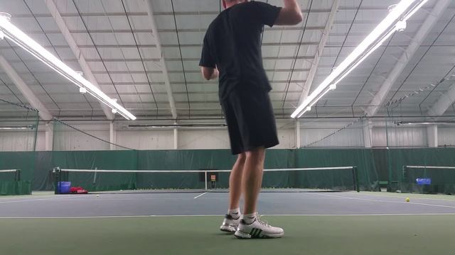 Rob vs ball machine(1) смотреть онлайн