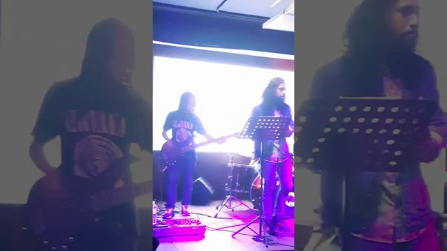 Sansarjitneaat-solo #sabinrai #sabinraiandtheparoh #rock #ibanez смотреть онлайн