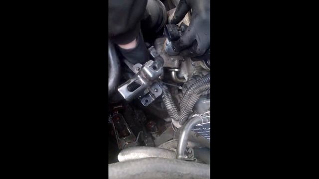 Opel Corsa C - AGR Ventil austauschen смотреть онлайн