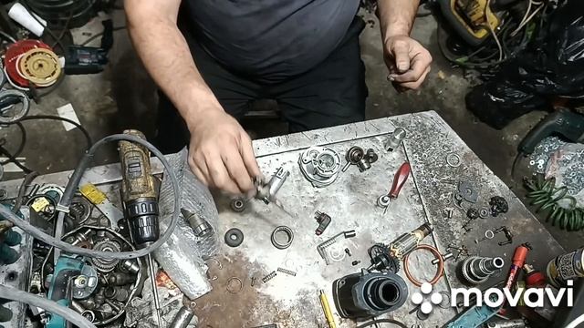 Makita HR2470 стоимость ремонта. Bosch GBH 2-26 видео сборки утрачено