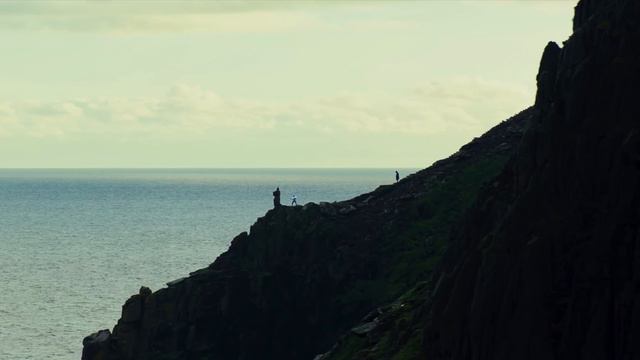 What Lightsaber Combat Form is Rey Being Trained in by Luke? - The Last Jedi Trailer Explained смотреть онлайн