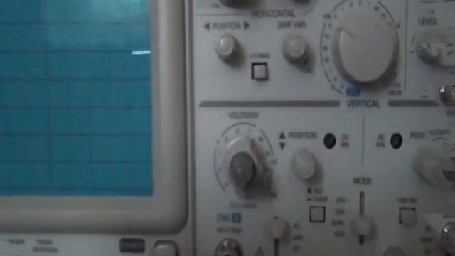 GW Instek GOS-620FG 20MHz Bandwidth Analog Dual Trace 2 Channel Oscilloscope with Function Generato смотреть онлайн