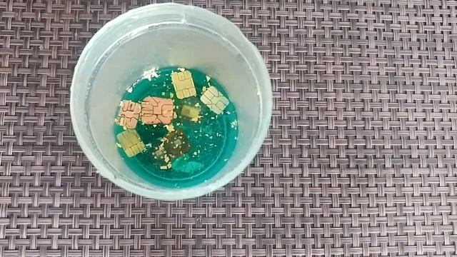 Снятие позолоты без кислот. Removing gilding without acids. смотреть онлайн