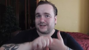 ХОЛОСТЯК ИЗ ГРЕЦИИ. ИЩУ ЖЕНУ В TINDER И BADOO