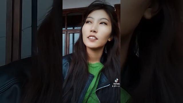 Нужно полюбить кого нибудь смотреть онлайн