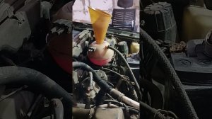 Как поменять антифриз на авто.гольф3 и другие марки.(2)