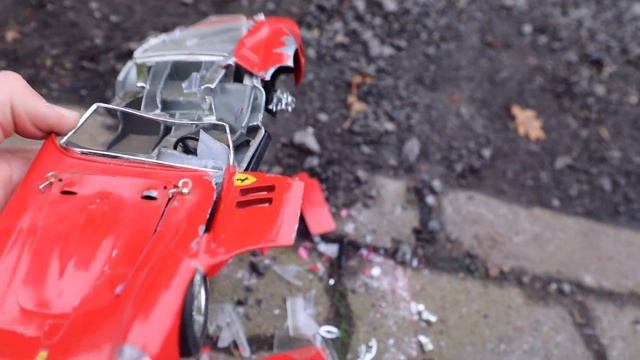 Ferrari GTO 1962 vs. John Deere Trecker ?? Tractor crash Ferrari GTO 1962 смотреть онлайн