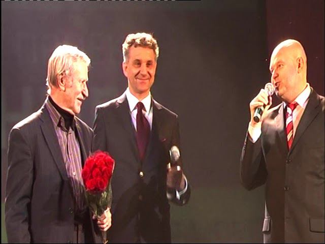 Признание. Мюзик-Холл. 23.09.2012 смотреть онлайн